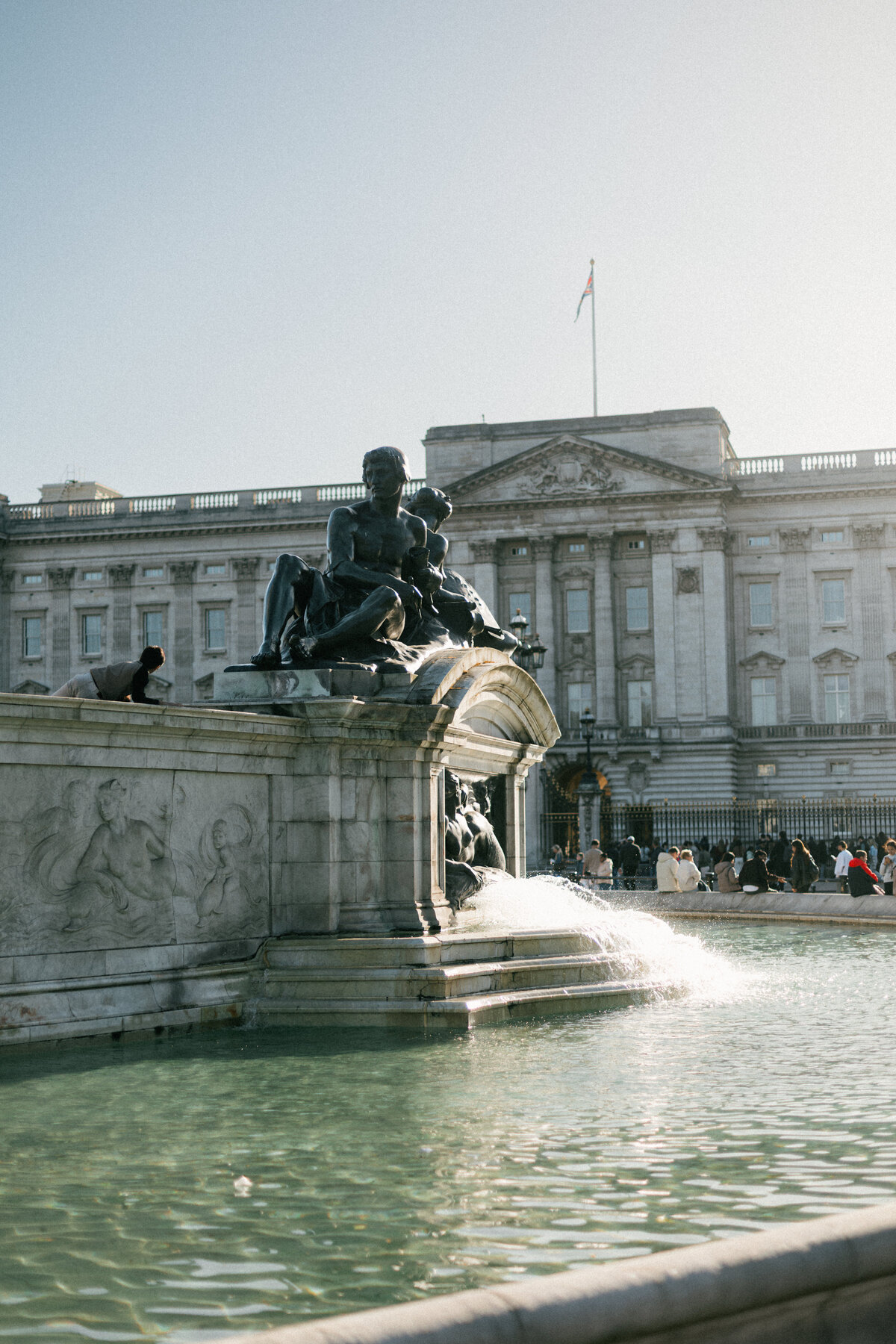 Editorial wedding portraits at Buckingham Palace gates, London wedding photographer.