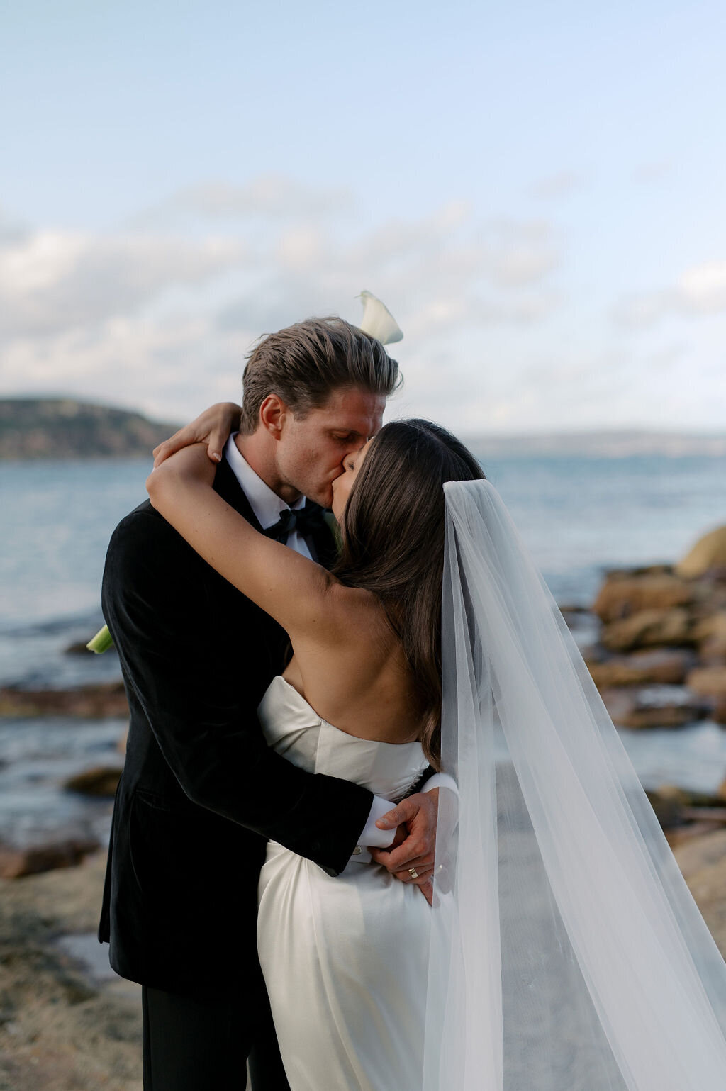 Portraits_PennyMatt_Australia_Wedding_CaitlinJoyce_Photo-326