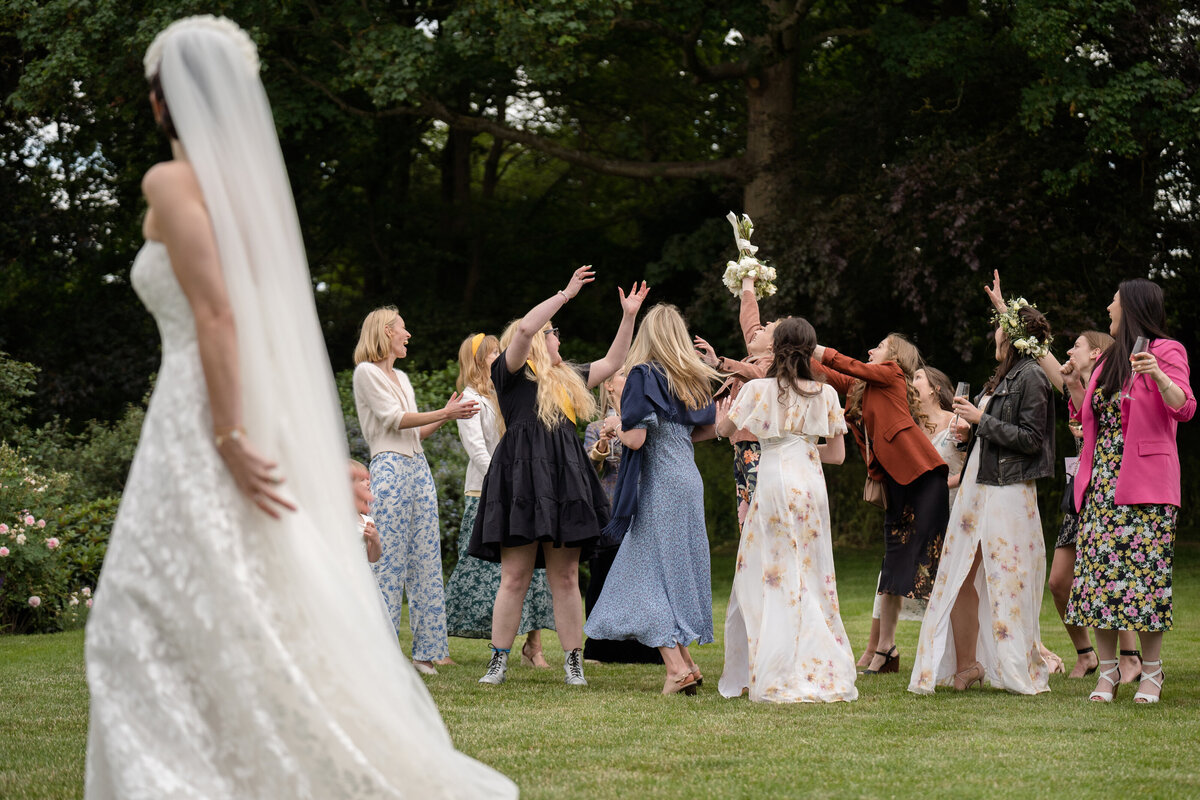 at-home-wedding-photography-1039