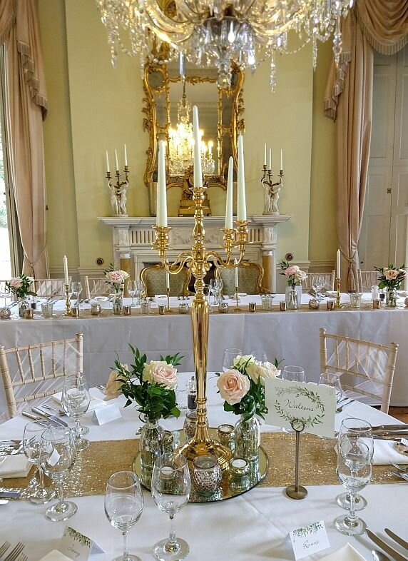 Blush and gold candelabra wedding (5)