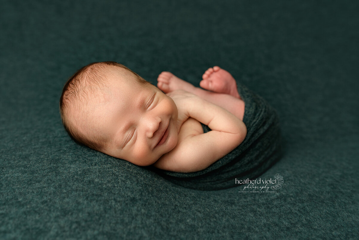Zionsville IN newborn photographer, newborn photography near me, newborn portraits Zionsville Indiana, Westover IN newborn photographer, newborn photography near me, newborn portraits Zionsville Indiana