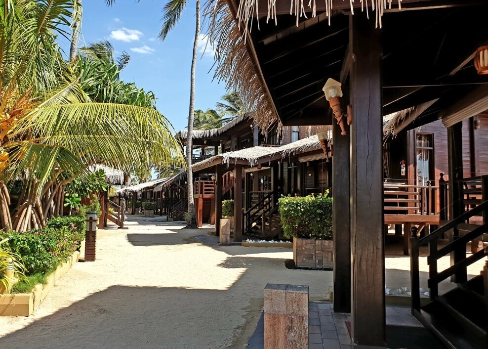 Sri Lanka Nilaveli Nilaveli Beach resort cabanas