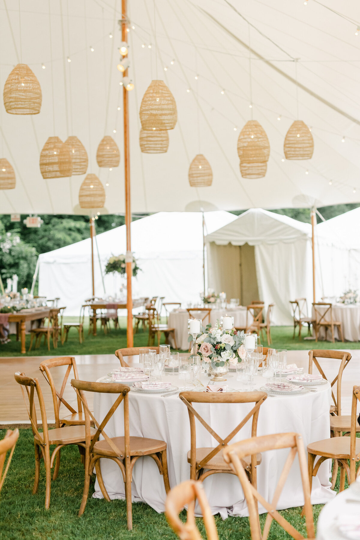 organic-wedding-reception-decor-heritage-homestead-farm-enza-events