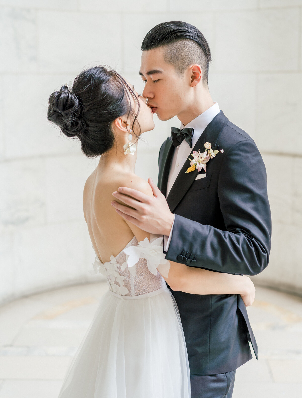 620 Loft & Garden New York City Rooftop Wedding by Luxury Wedding Planner East Made Co and Photography by Stetten Wilson-372