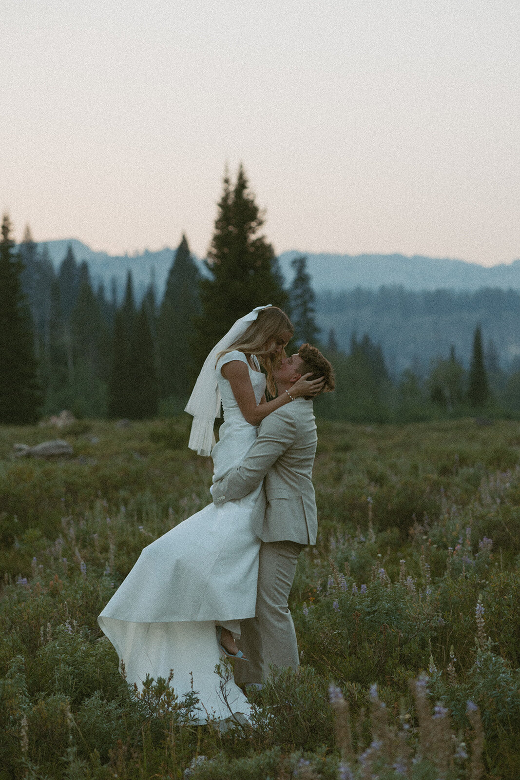 utah-wedding-photographer-tony-grove-elopement-documentary-photography-tanya-davids-photo-143