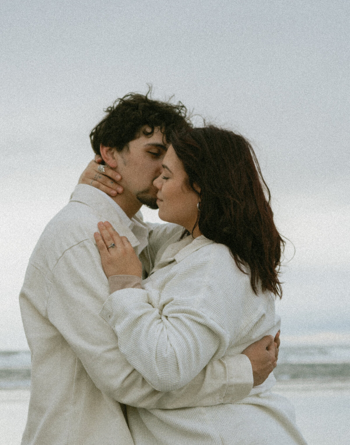 cannon beach - oregon documentary storytelling - couples sunset photos-8