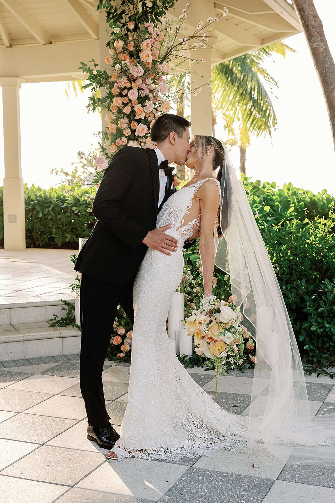 TiffanyFrankPhotoKeyLargoWedding.JPG (4)