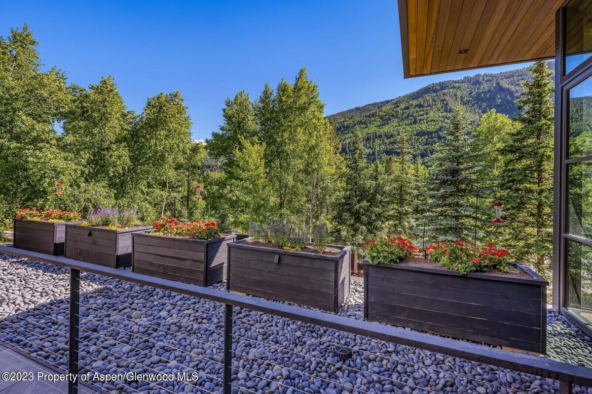 42705 Highway 82 (46)