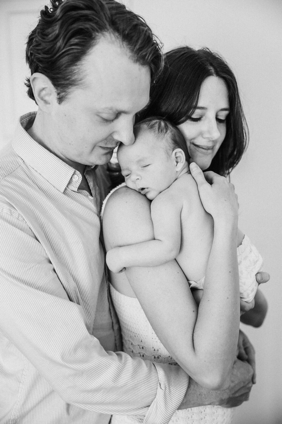 black-and-white-family-with-newborn