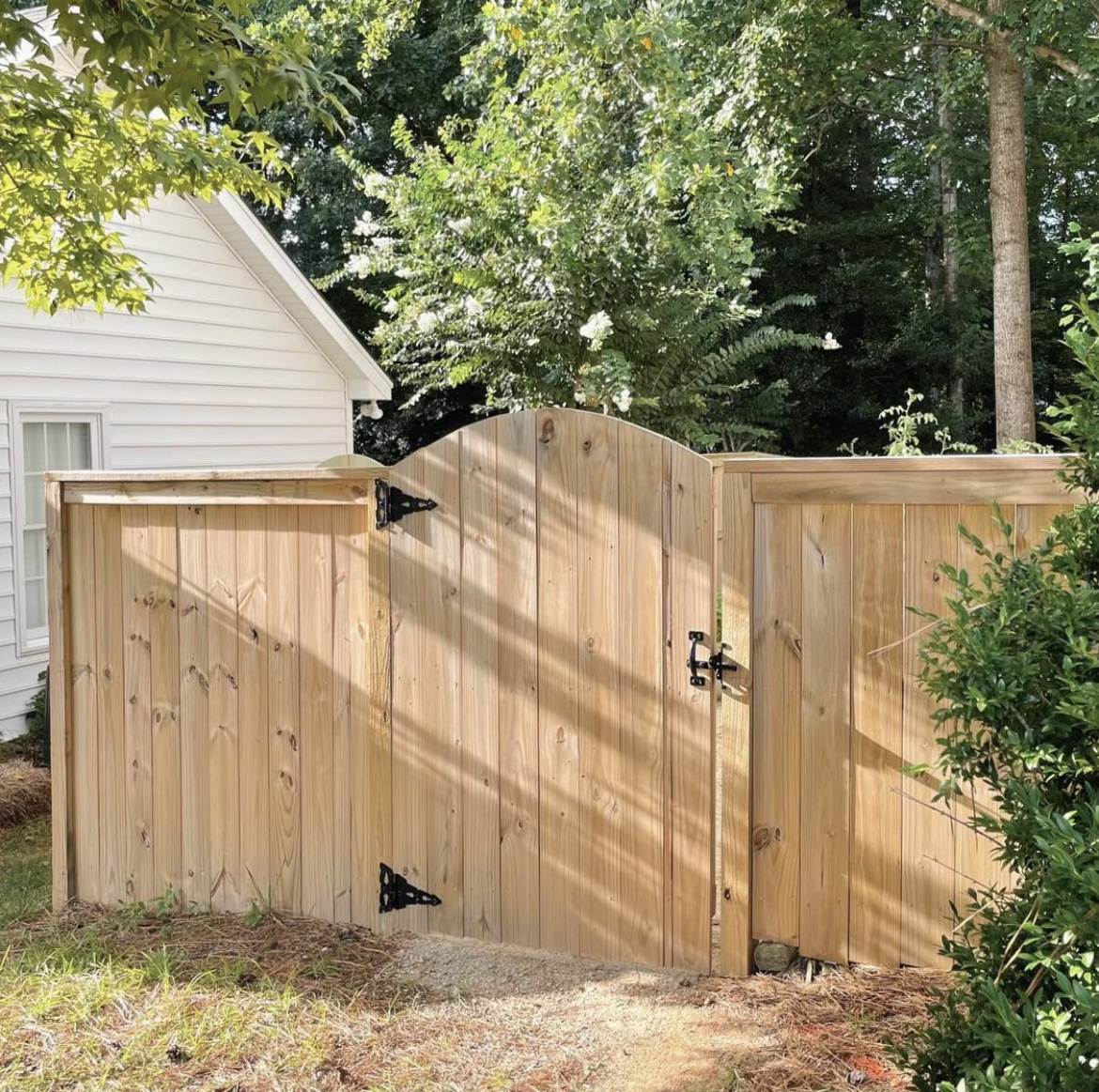 Wood Fence Company in Franklin TN