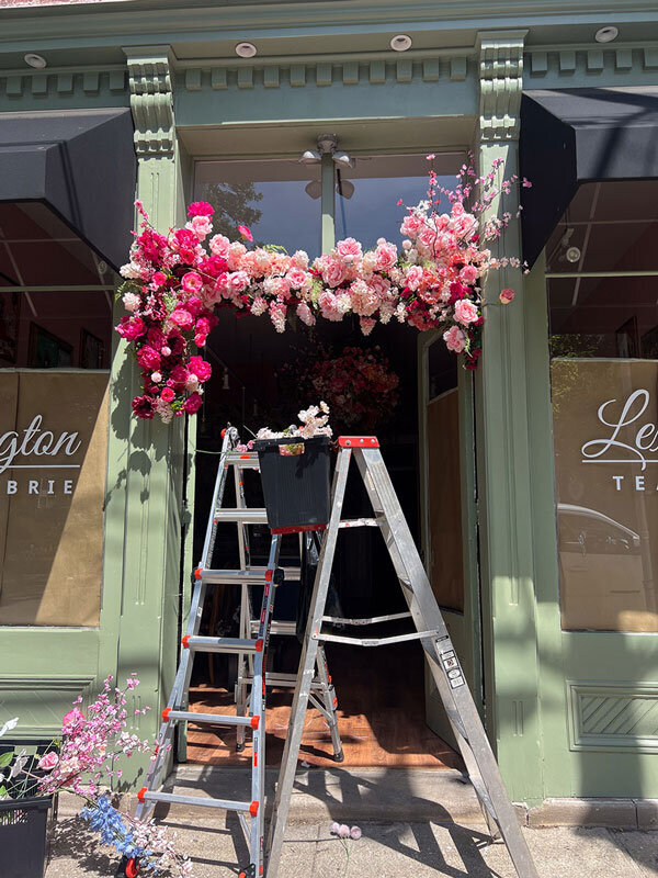 Teal_Taupe_Tea_Brie_Façade_03