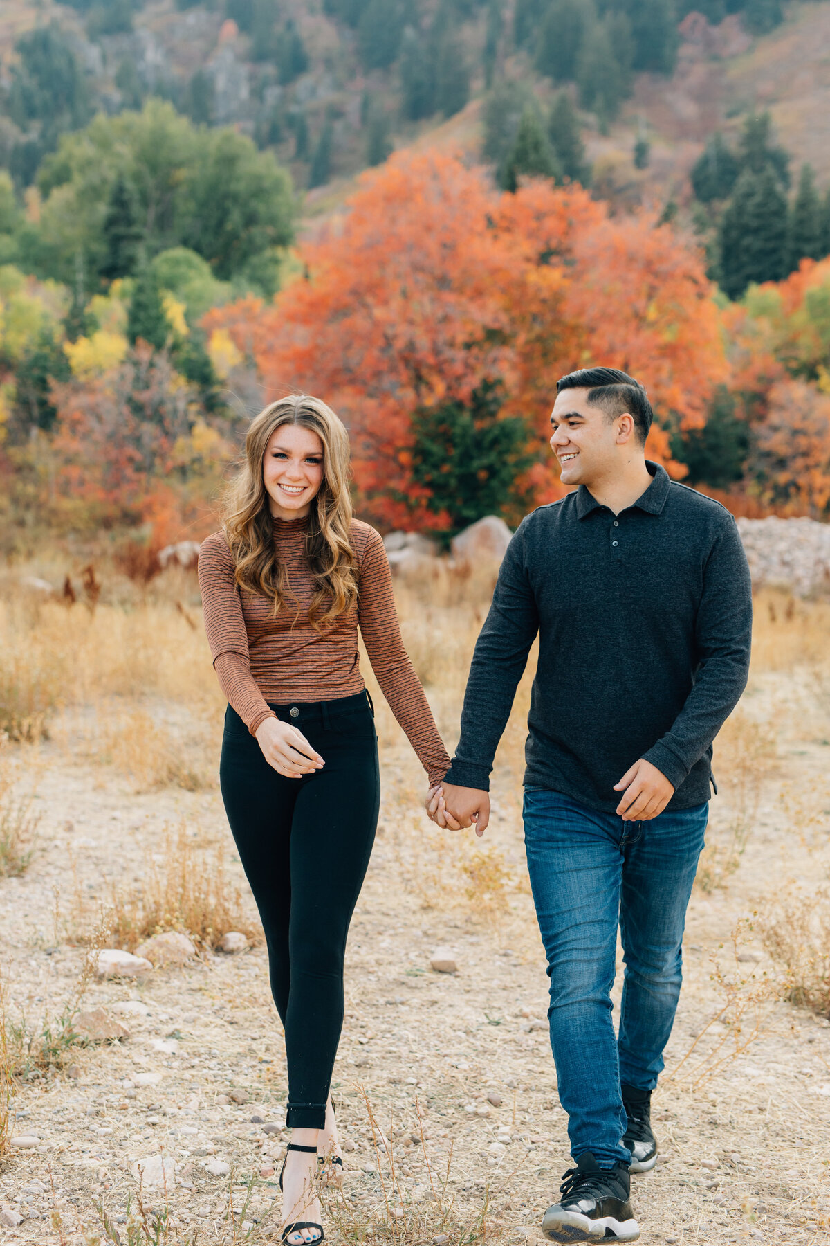 Bright and warm engagement photos