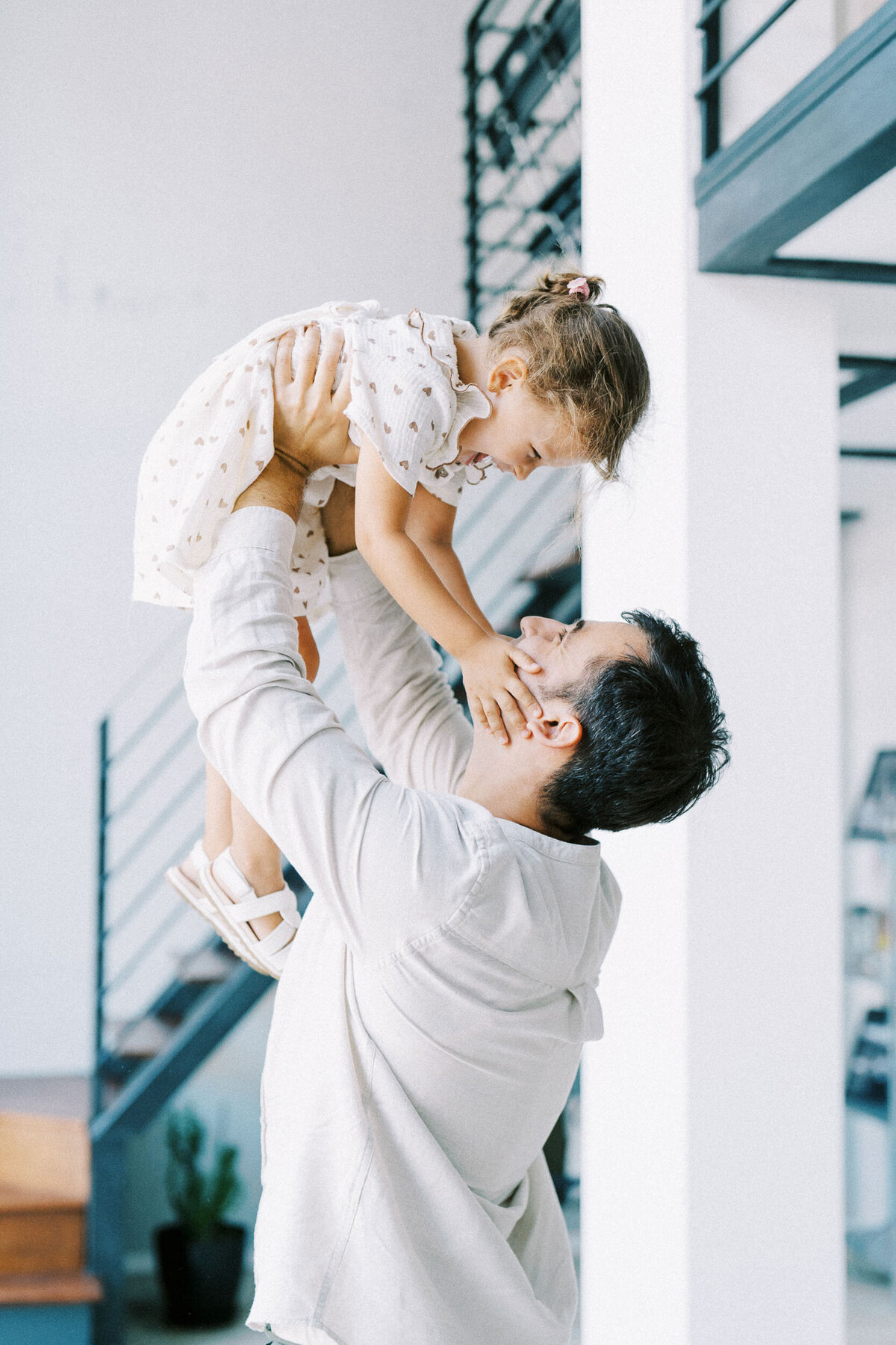 Family 2500px-1074