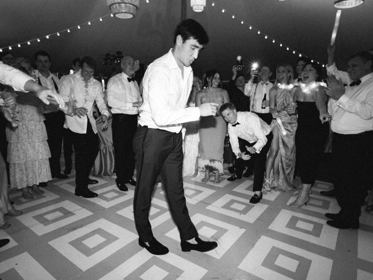 Elizabeth & Michael Highlights Phone-158