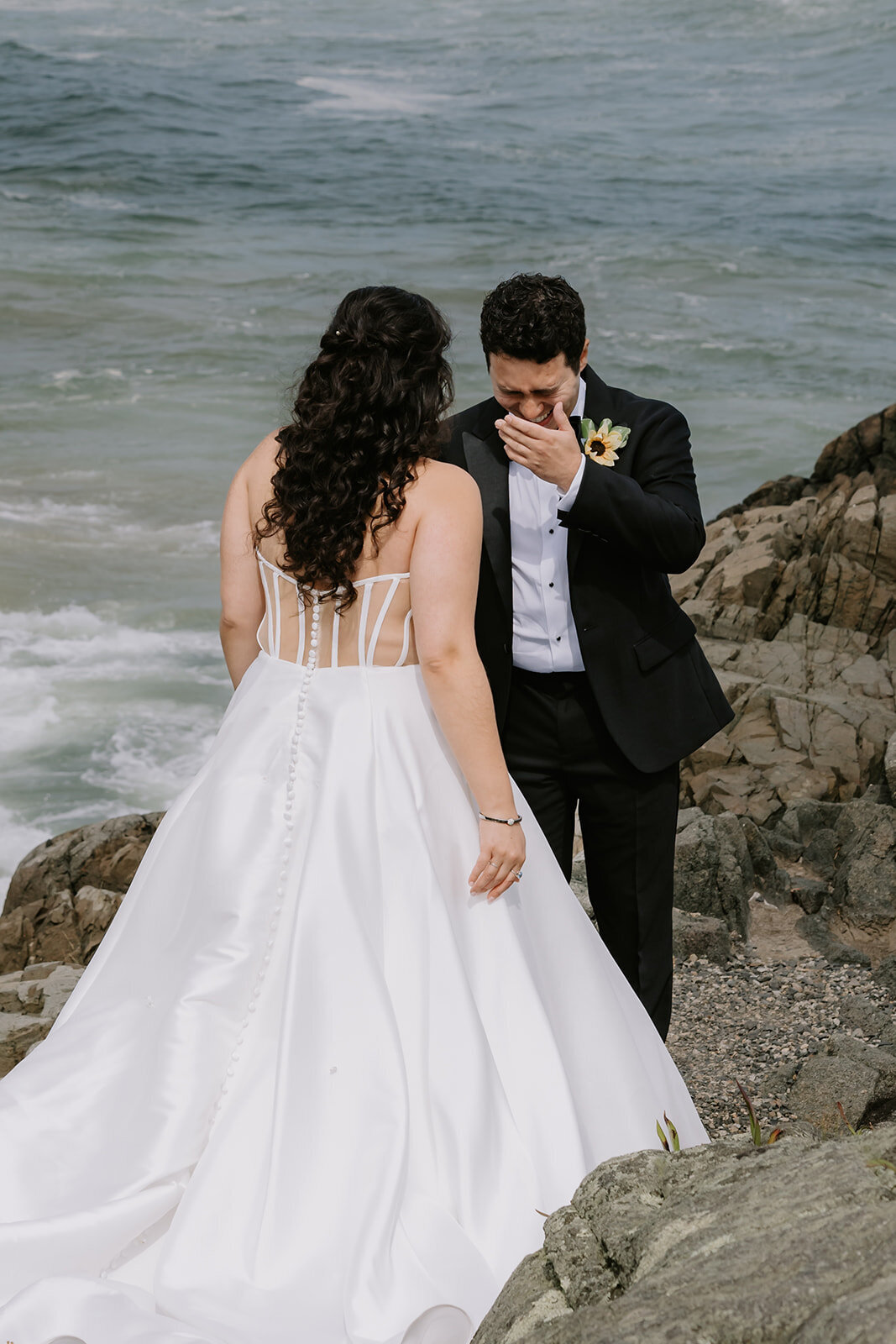 Isabella+Caleb_BeachmereInn-FirstLook-23_websize