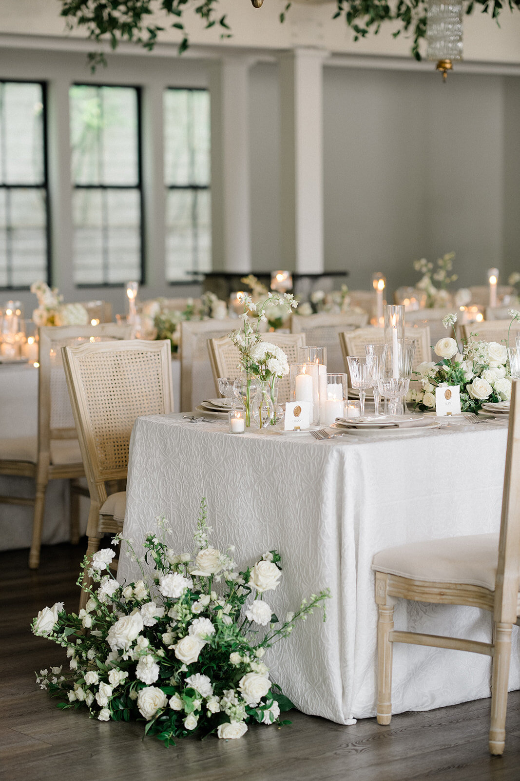 Emerald City Flowers Luxury & Elegant Floral Design in Seattle — Taryn and Alec Wedding Portfolio Photo 3