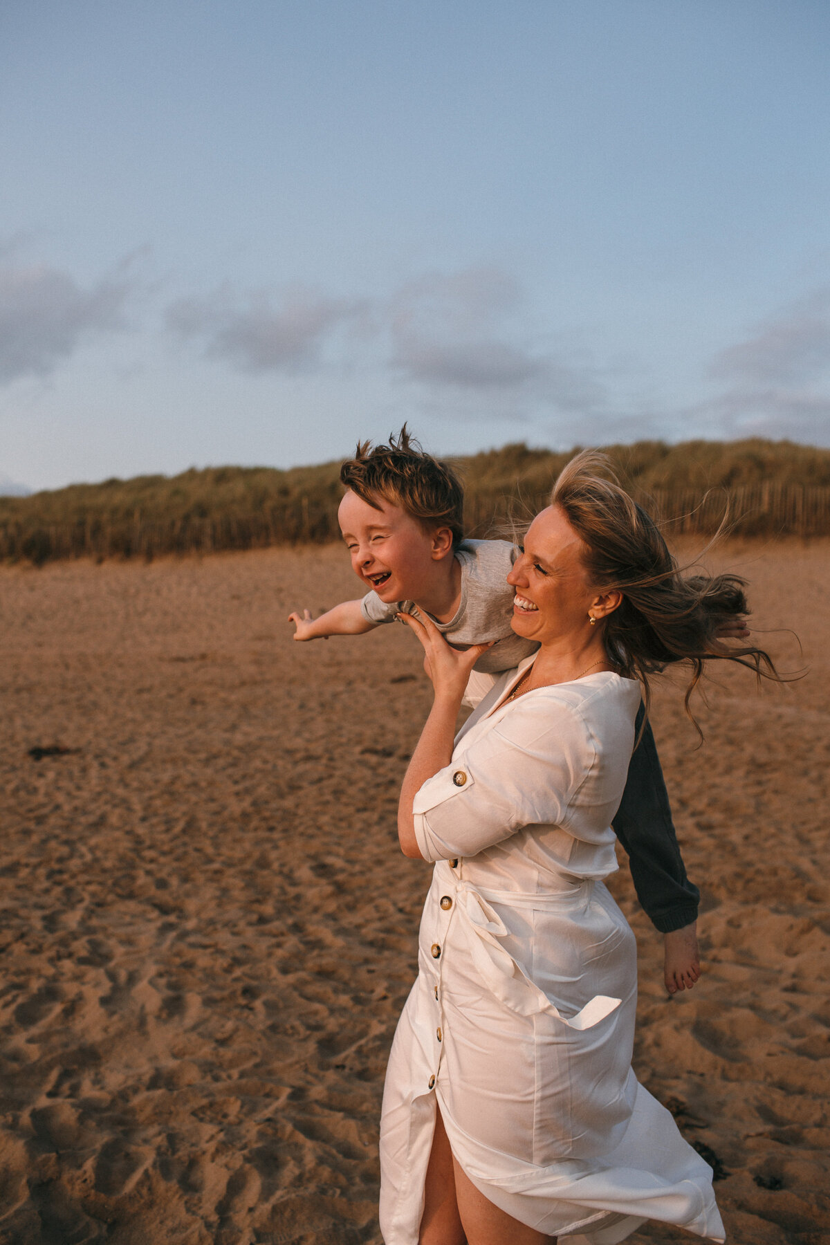 Family Photographer Devon_Bantham Beach, UK_Freckle Photography_010