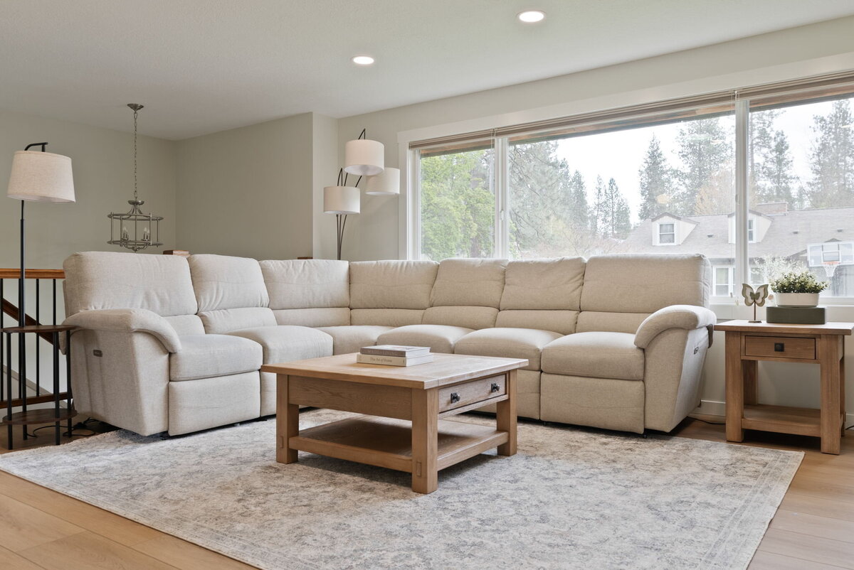 Inside-Spokane-Rolland-4