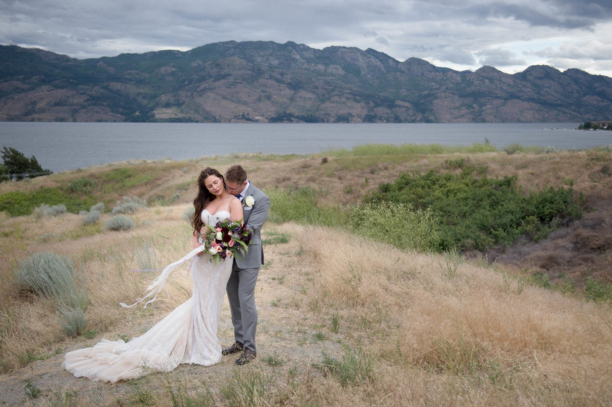 Kelowna Wedding Photography Suzanne Le Stage-5