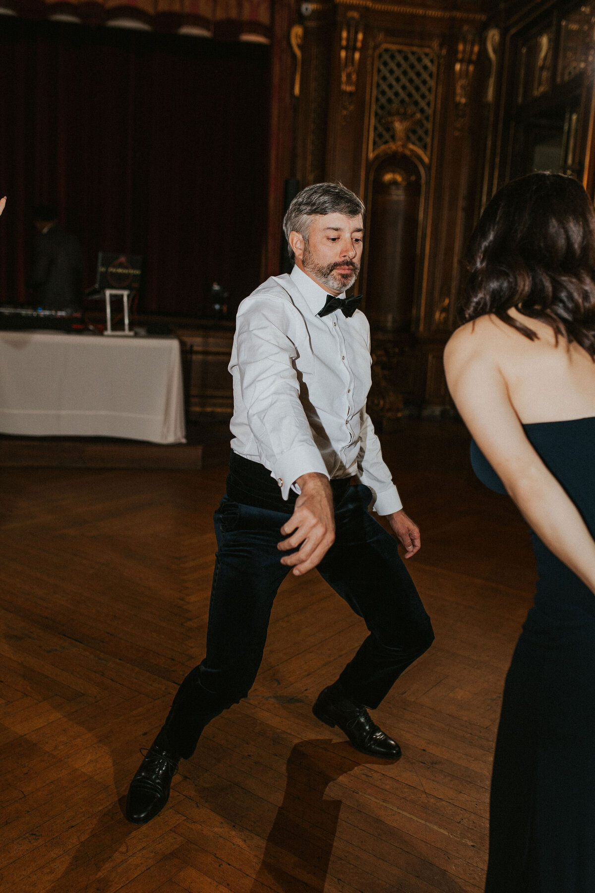 WELLING-FLORES.Wedding.EngineersClub-rcptn-157