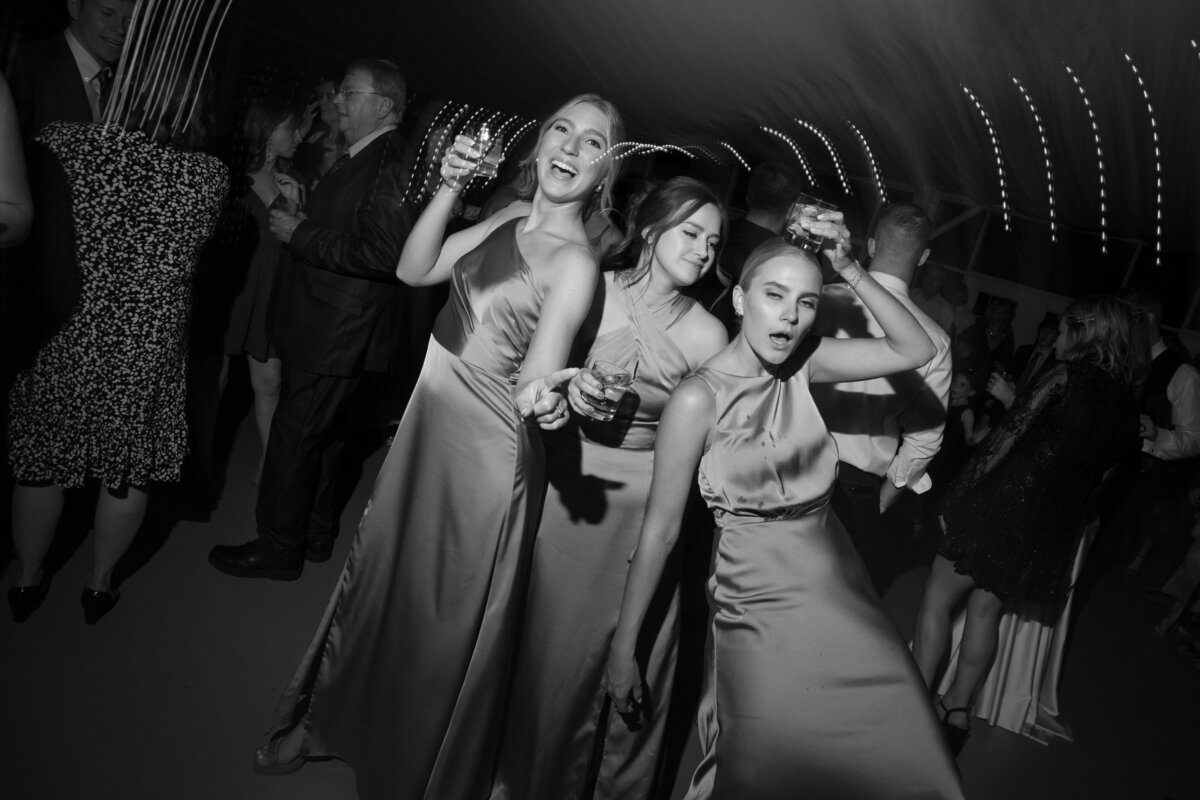 Indianapolis Garden Wedding Candid and documentary style photography100