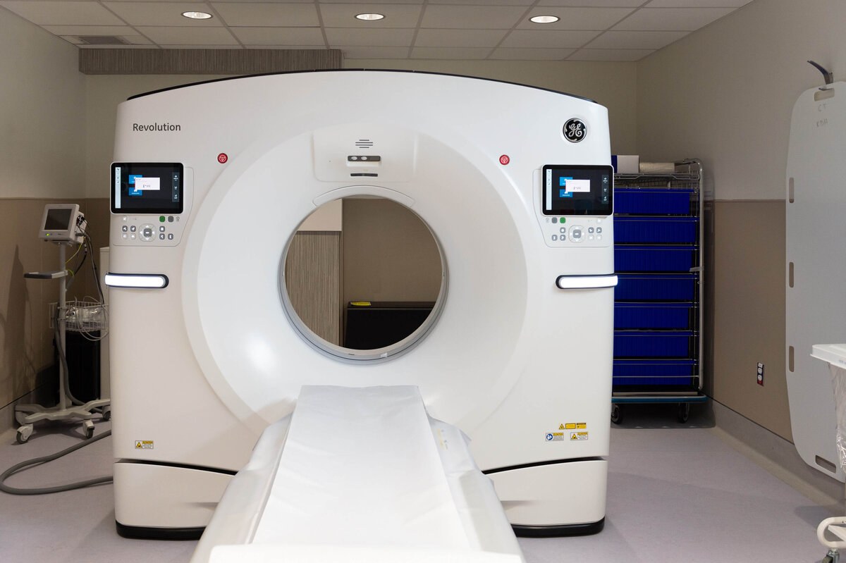 A wide angle photo of the CT scanner at KDH Hospital.  Captured by Ottawa Event Photographer JEMMAN Photography COMMERCIAL during the grand opening