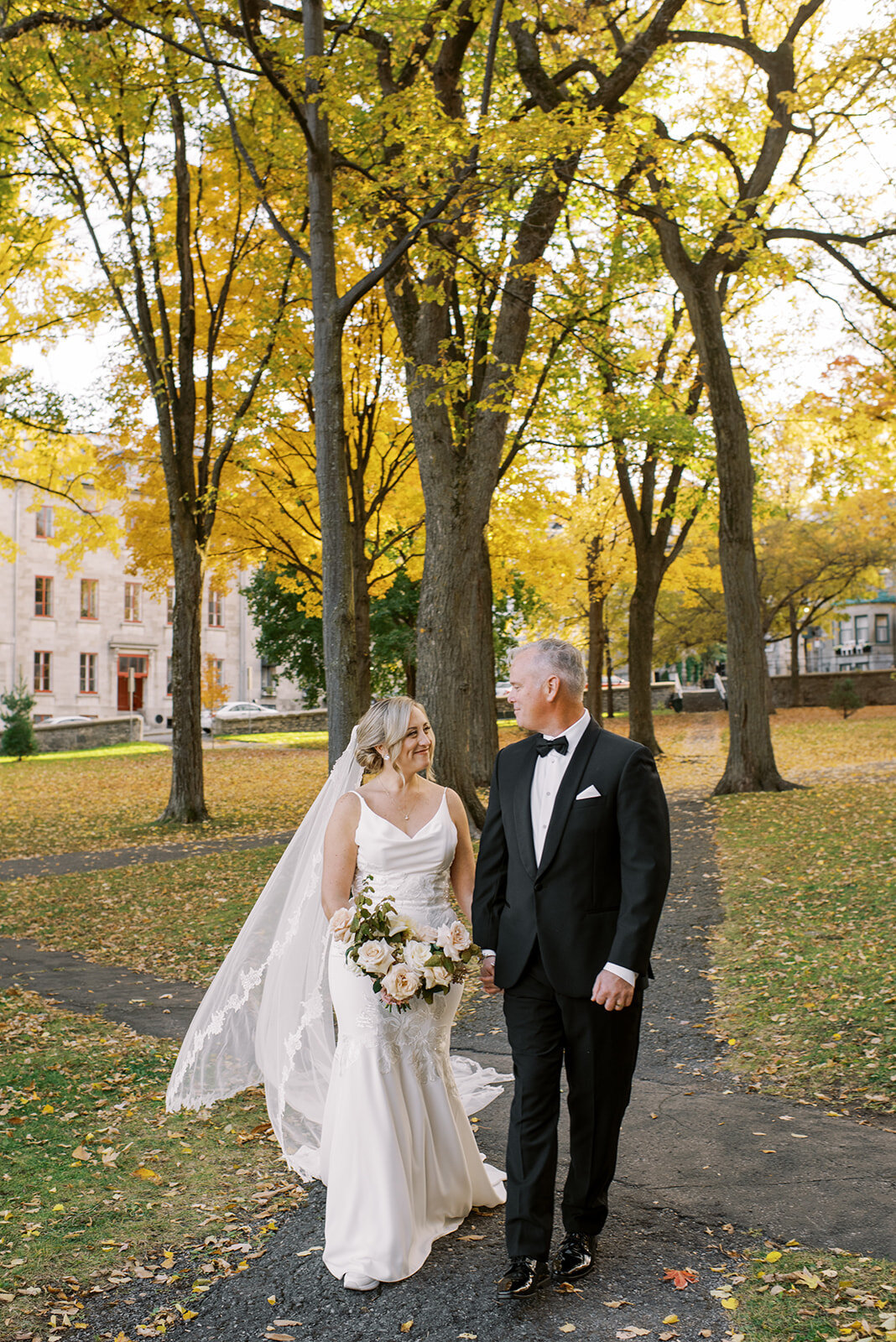 minted-photography-okanagan-kelowna-destination-wedding-photographer-rick-maria-wedding-fairmont-chateau-frontenac-quebec-44