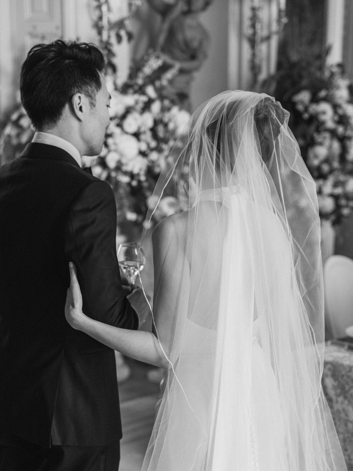Alexandra-Vonk-destination-wedding-Hotel-de-Crillon-Paris-202