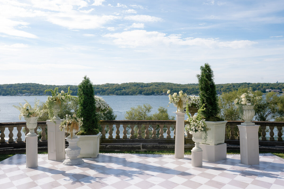 golden hour champagne ivory stone manor wedding lake geneva-33