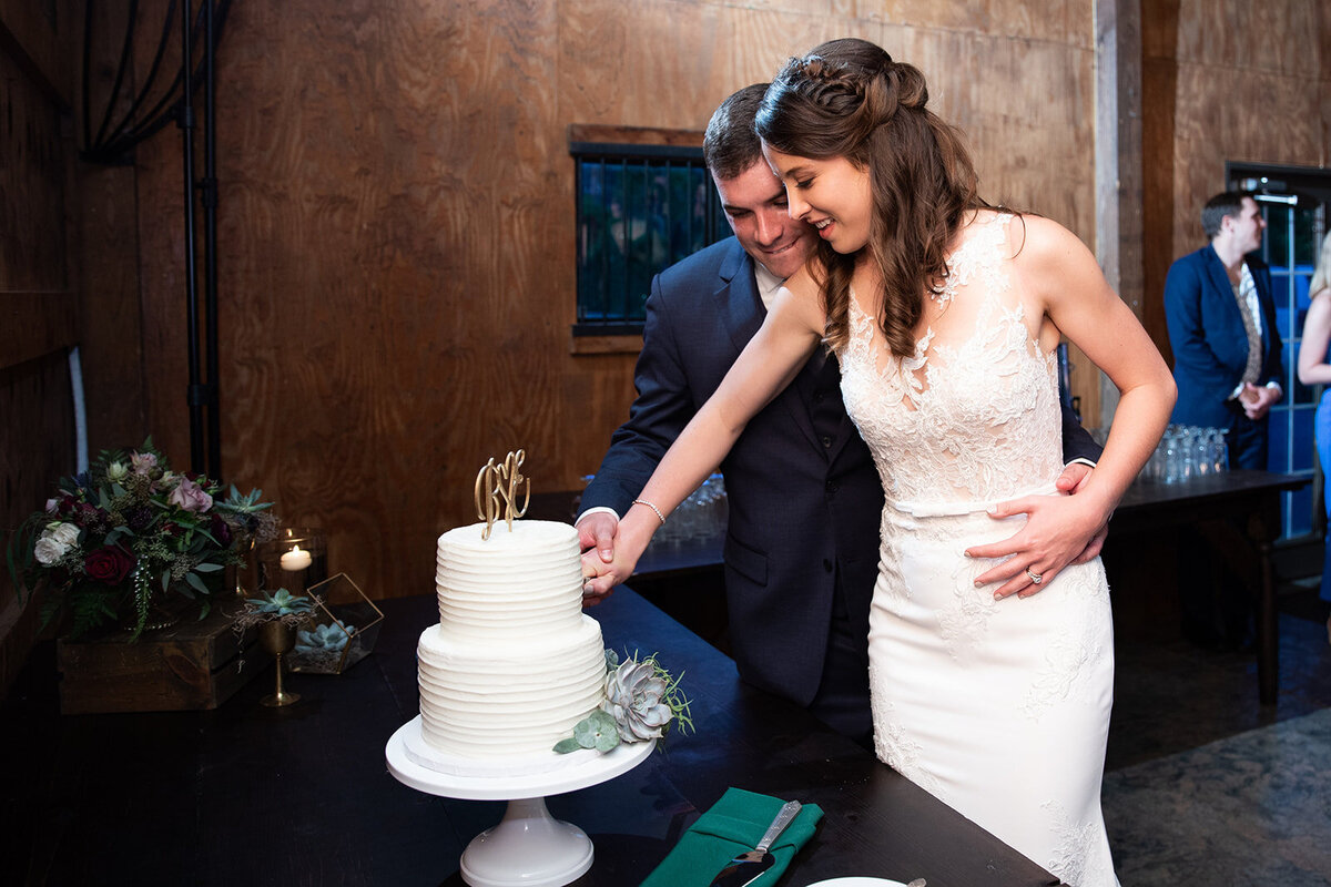 loudoun-studios-bluemont-vineyards-weddings-va00024