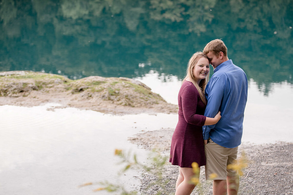 Rachel-Elise-Photography-Syracuse-New-York-Engagement-Shoot-Photographer-Green-Lakes-12