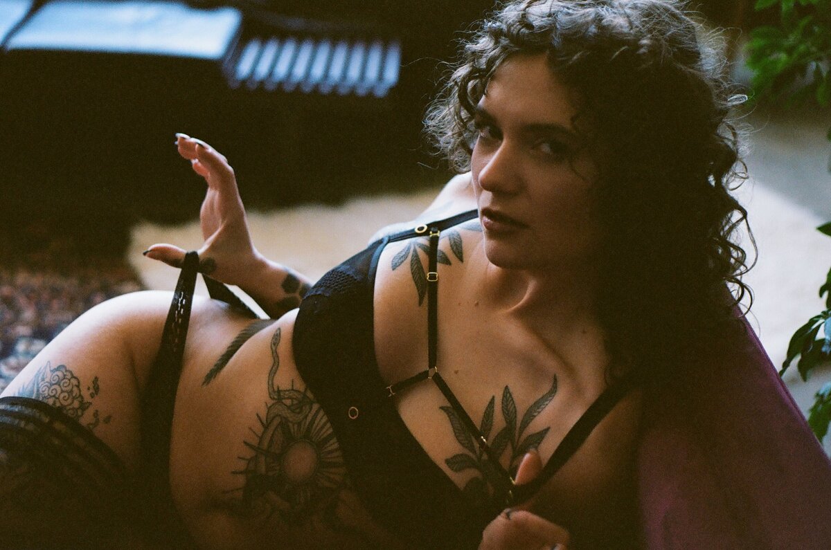 e-notorious boudoir -SZfilm-22-min