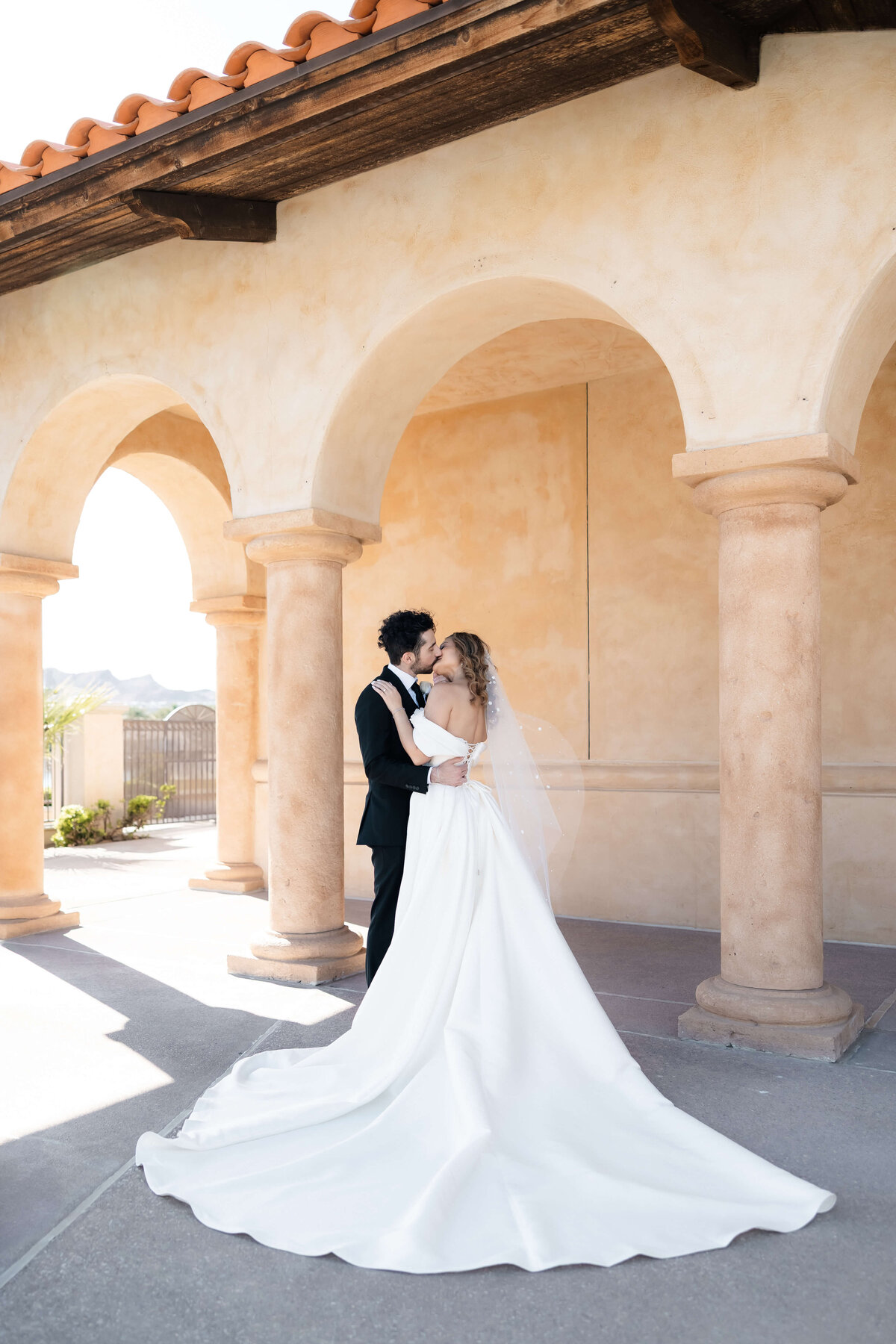 3_riskyexposure_n_las-vegas-elopement-photography-weddings