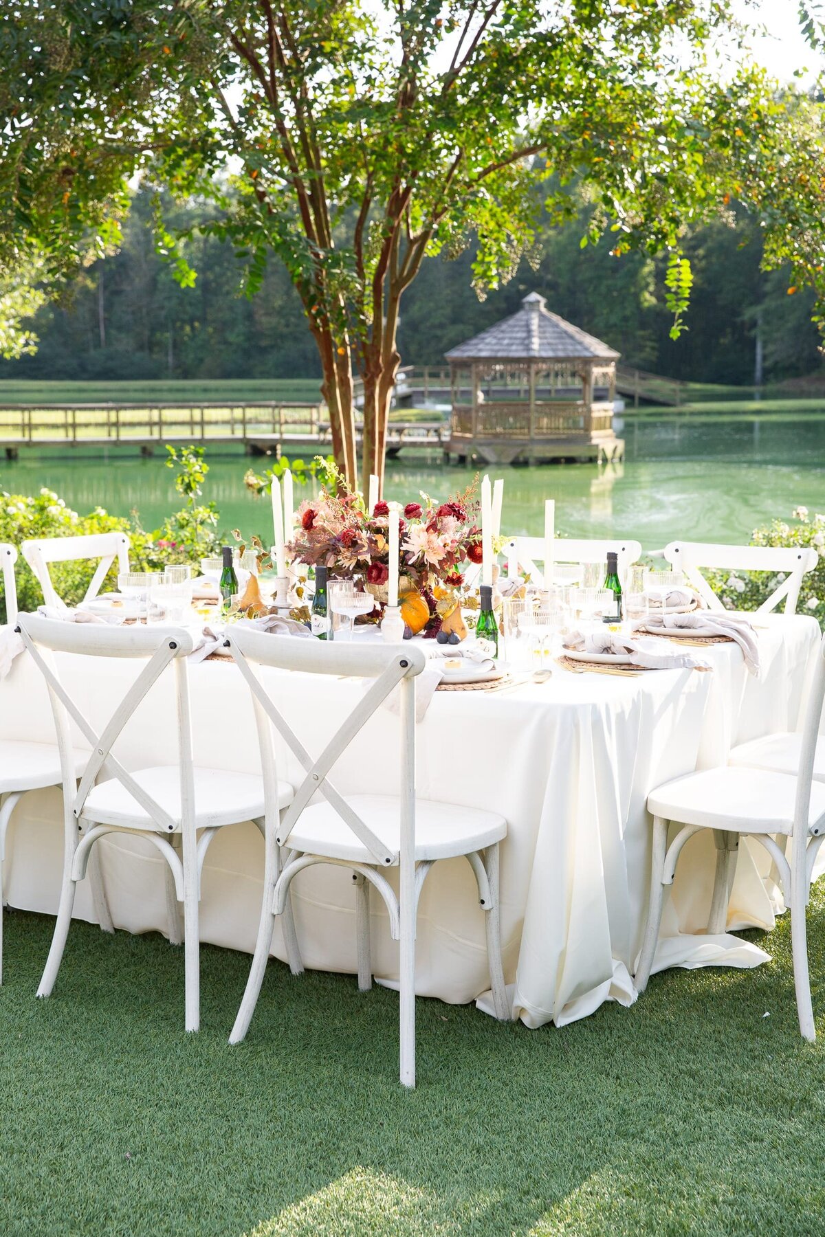 outdoor-wedding-reception-table-walnut-hill