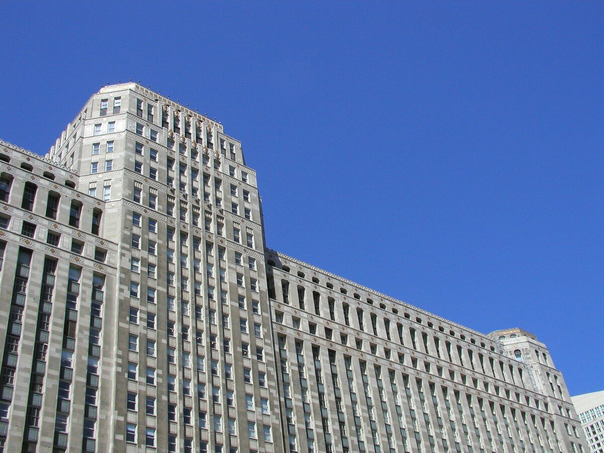 merchandise-mart-02