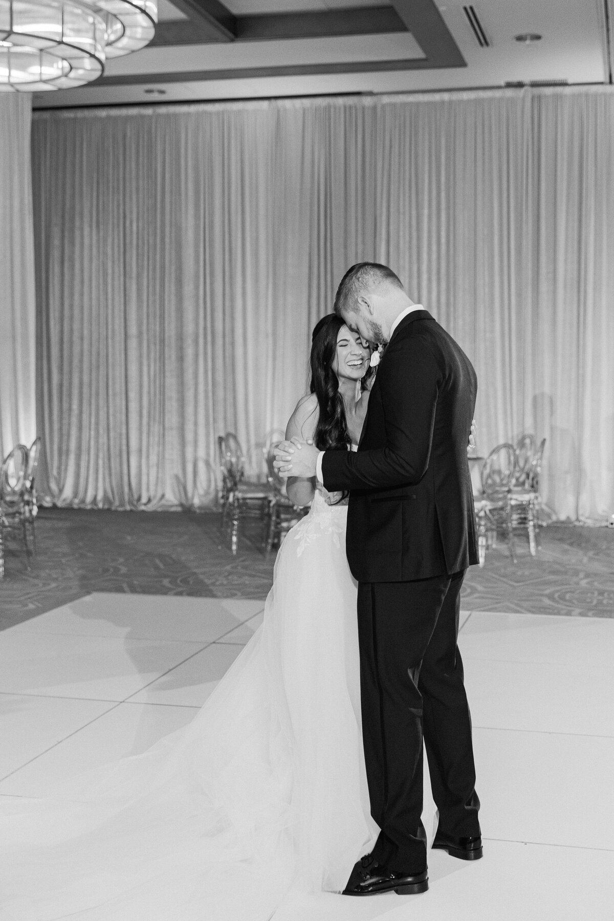 Kristen Weaver Photography Orlando Florida Destination Photographer Worldwide Wedding Editorial Fashion Inspired Clean Film Digital KWP Masters MacKenzie-0051