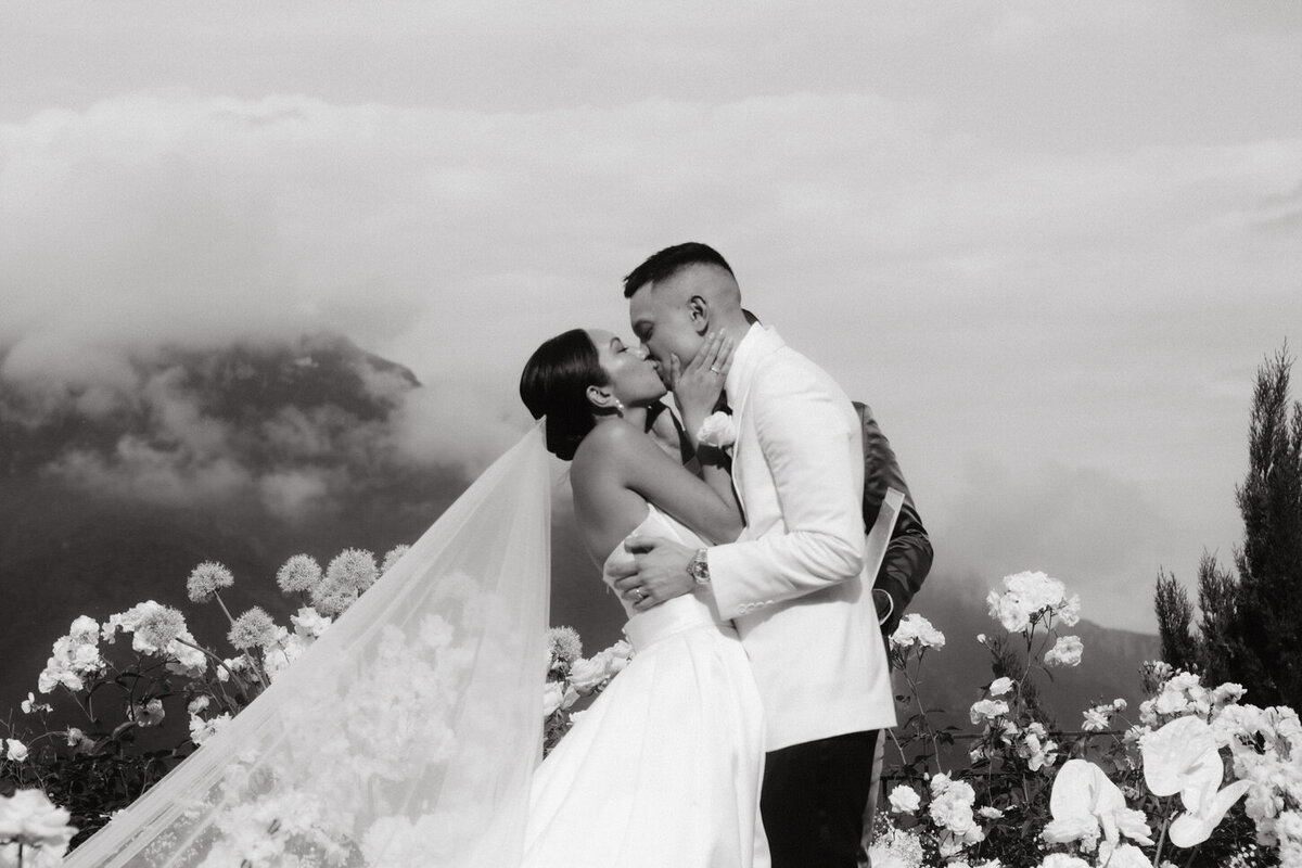 caruso-belmond-hotel-amalfi-coast-ravello-wedding-06-kiss-mountain-backdrop-jenny-fu-studio