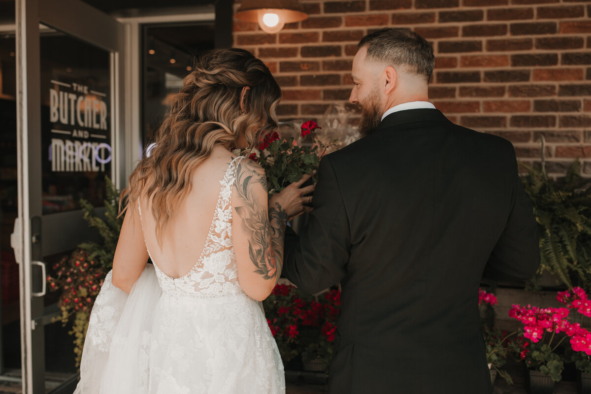 chanel-connor-wedding-elle-weddings-st-jacobs-kitchener-waterloo-summer-17