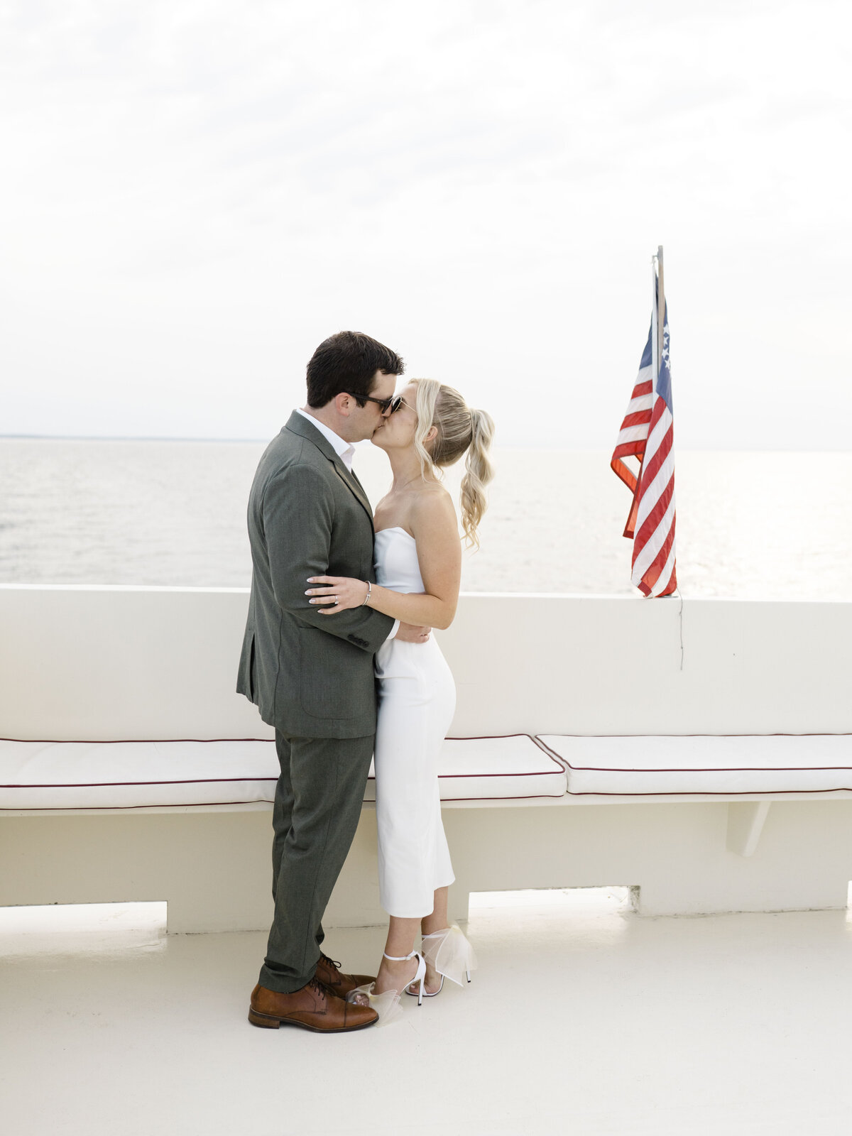 Courtney Linden Dueppengiesser Photography Fine Art Wedding and Portrait Photographer East Coast Worldwide Luxury Light Airy CourtneyDueppengiesser_CapeCodWedding_15