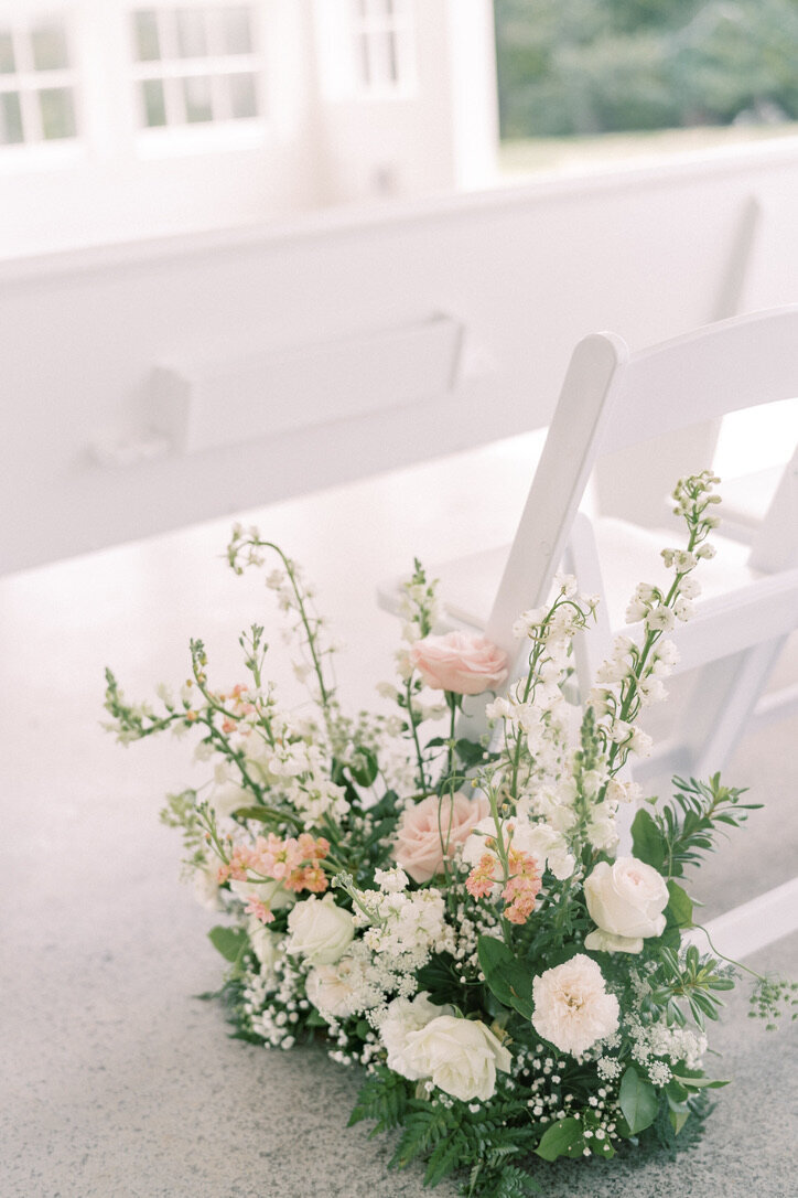 Blush_white aisle piece