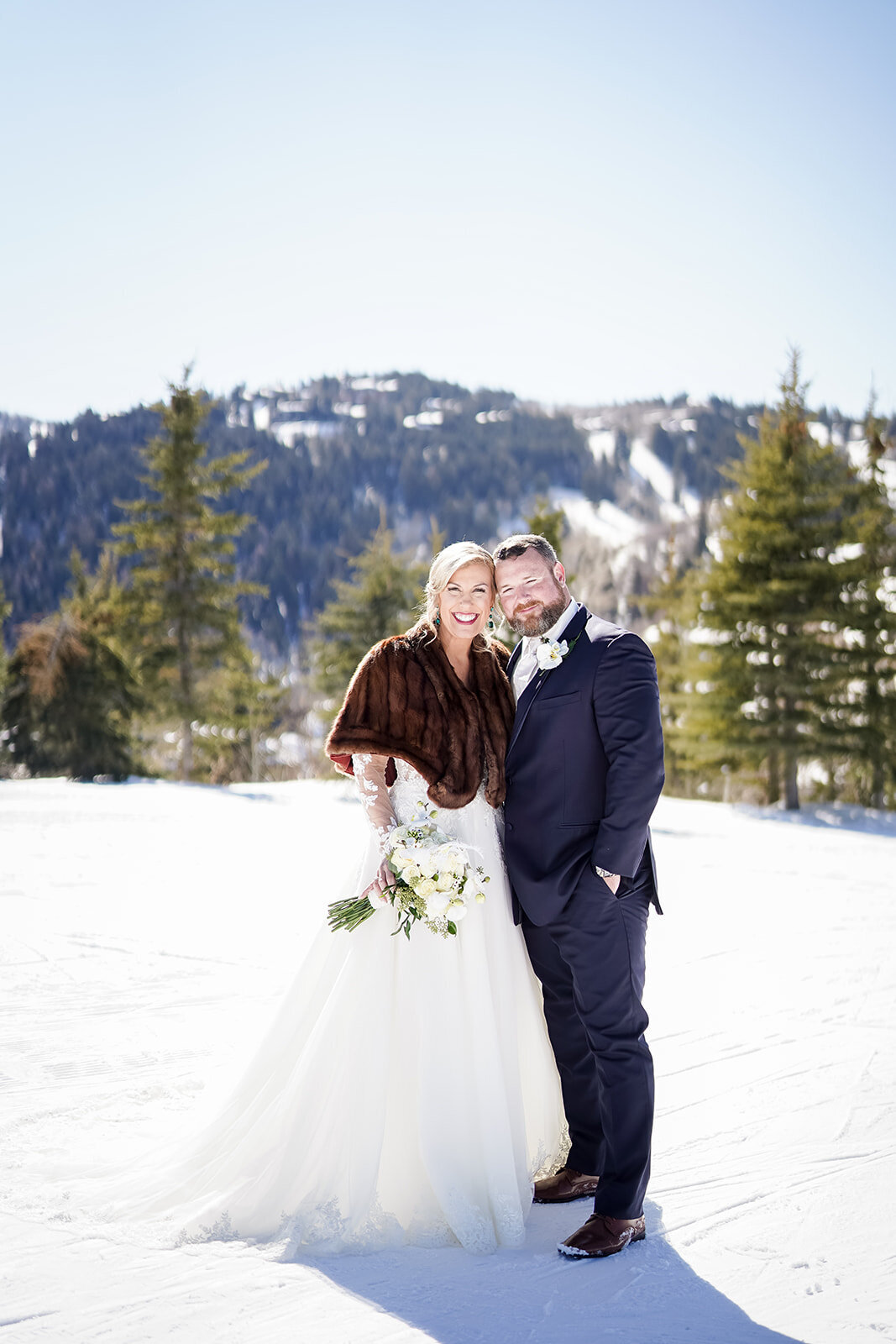 red-pine-lodge-utah-winter-wedding-2003-0939