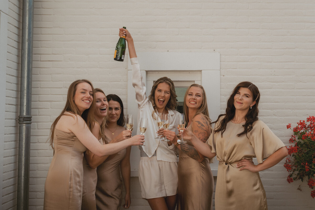 Bruidsfotograaf-amsterdam-wedding-photographer-inhousecaptureBruidsfotograaf-amsterdam-wedding-photographer-inhousecapture