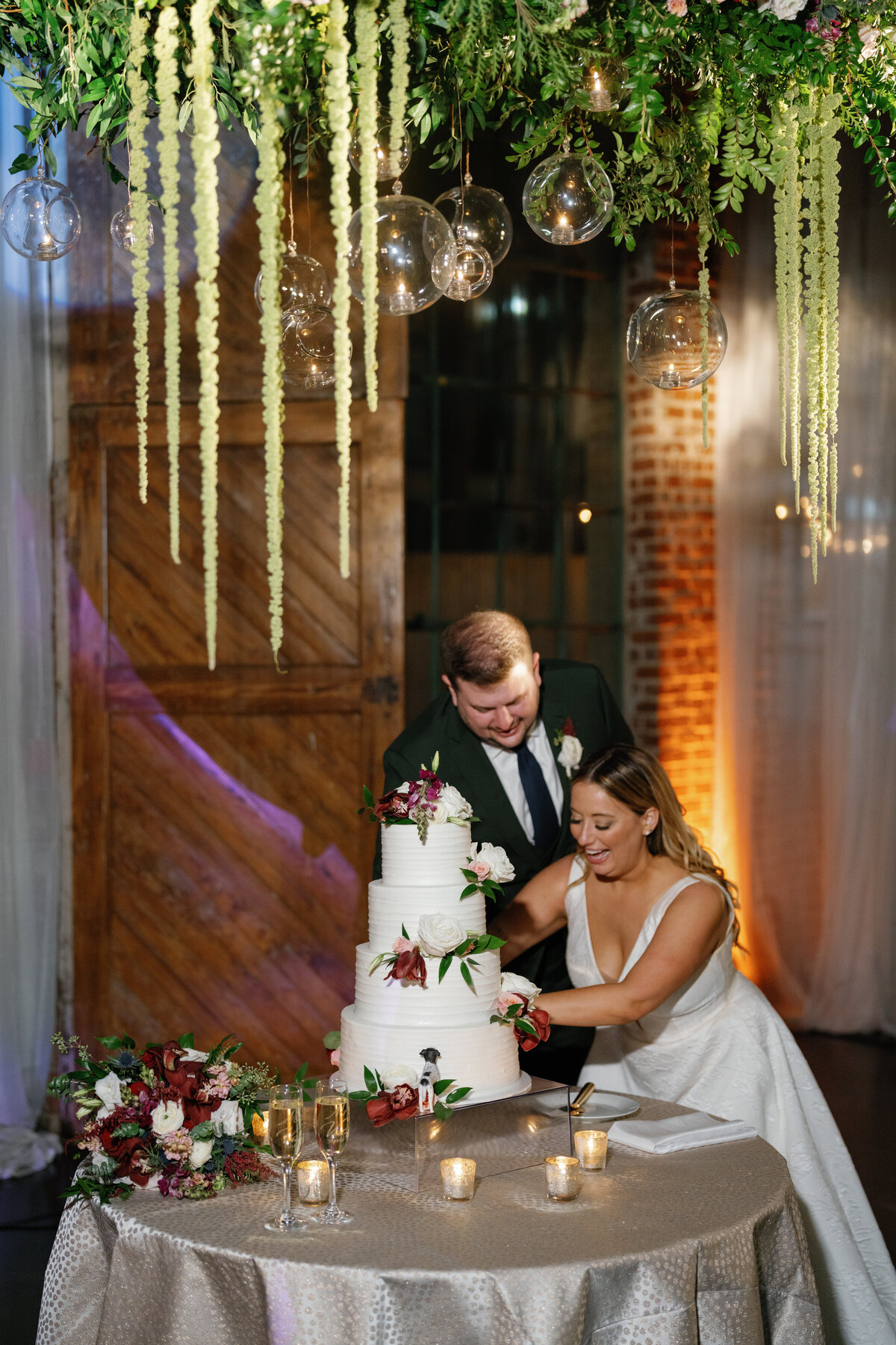 Lizzie Baker Photo _ Kathryn & Griff _ Foundery at Puritan Mill Wedding-127