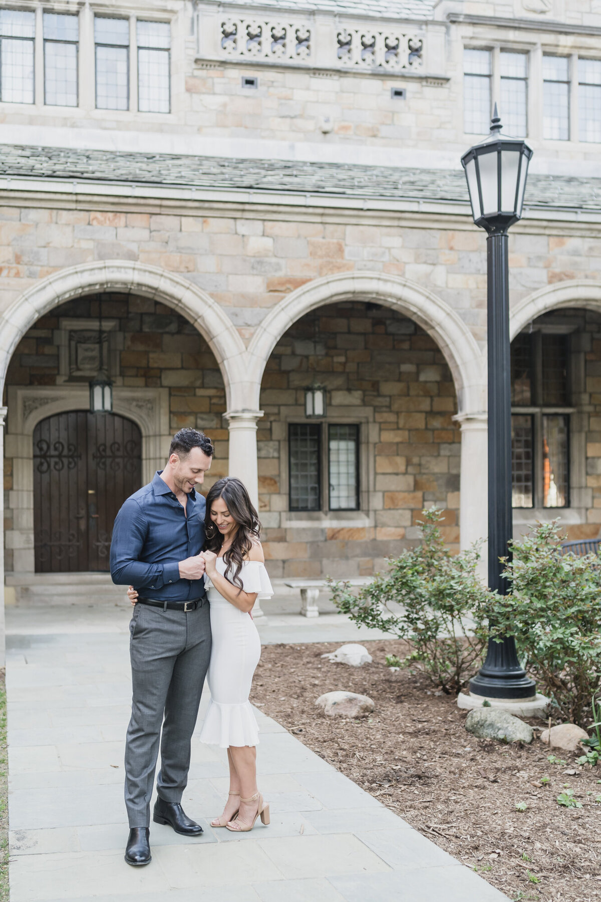 SPRING ANN ARBOR ENGAGEMENT SESSION AT THE LAW QUAD WITH KARI DAWSON16