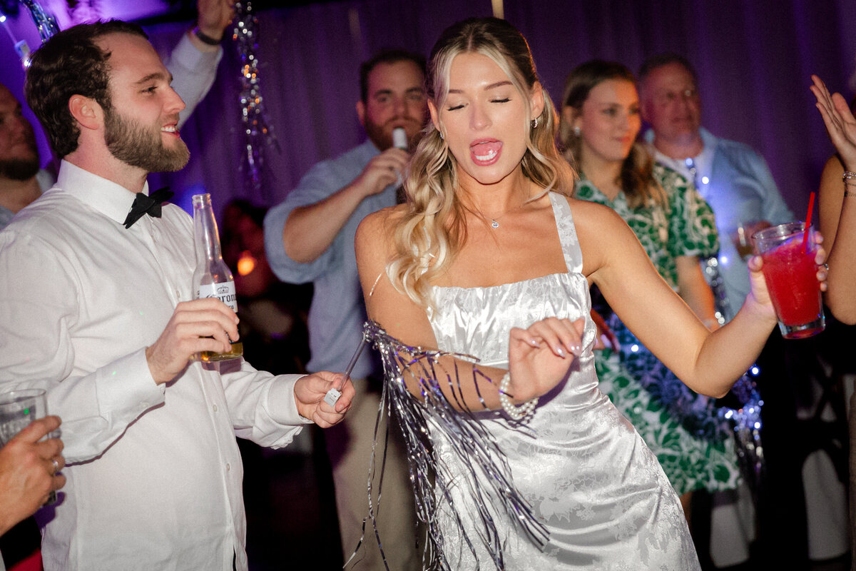 dancefloor-wedding-1