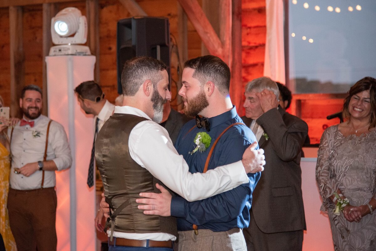 Catskills-Wedding-Venue-Matthew-Richard-560