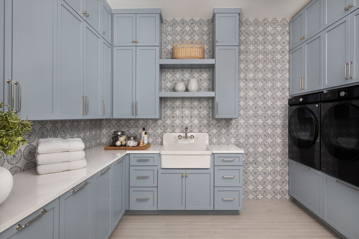 Black_and_White_Kitchen