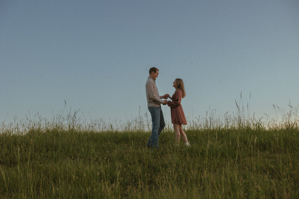 cinematic-lifestyle-enagement-mississippi-photographer-5
