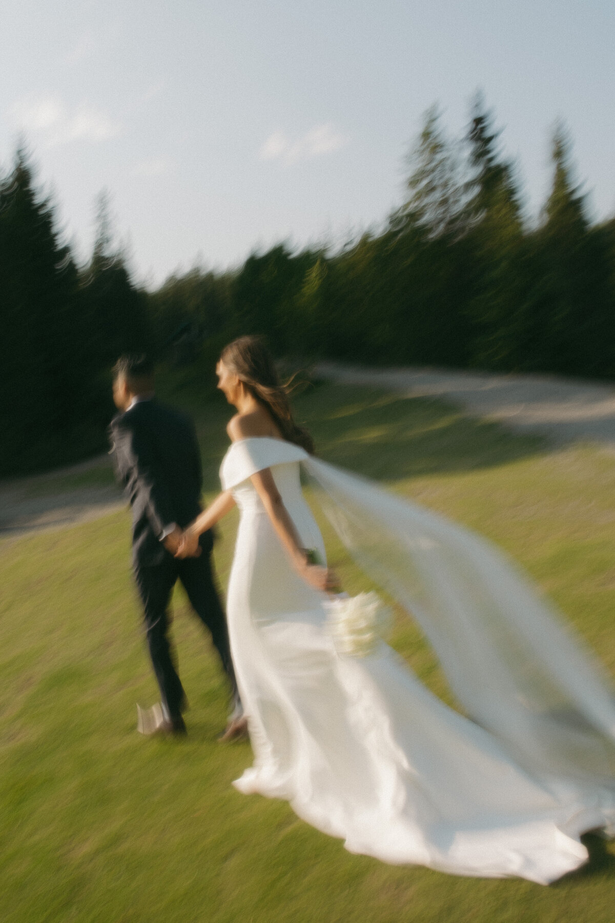 VPC-BANFF-INTIMATE-WEDDING-65