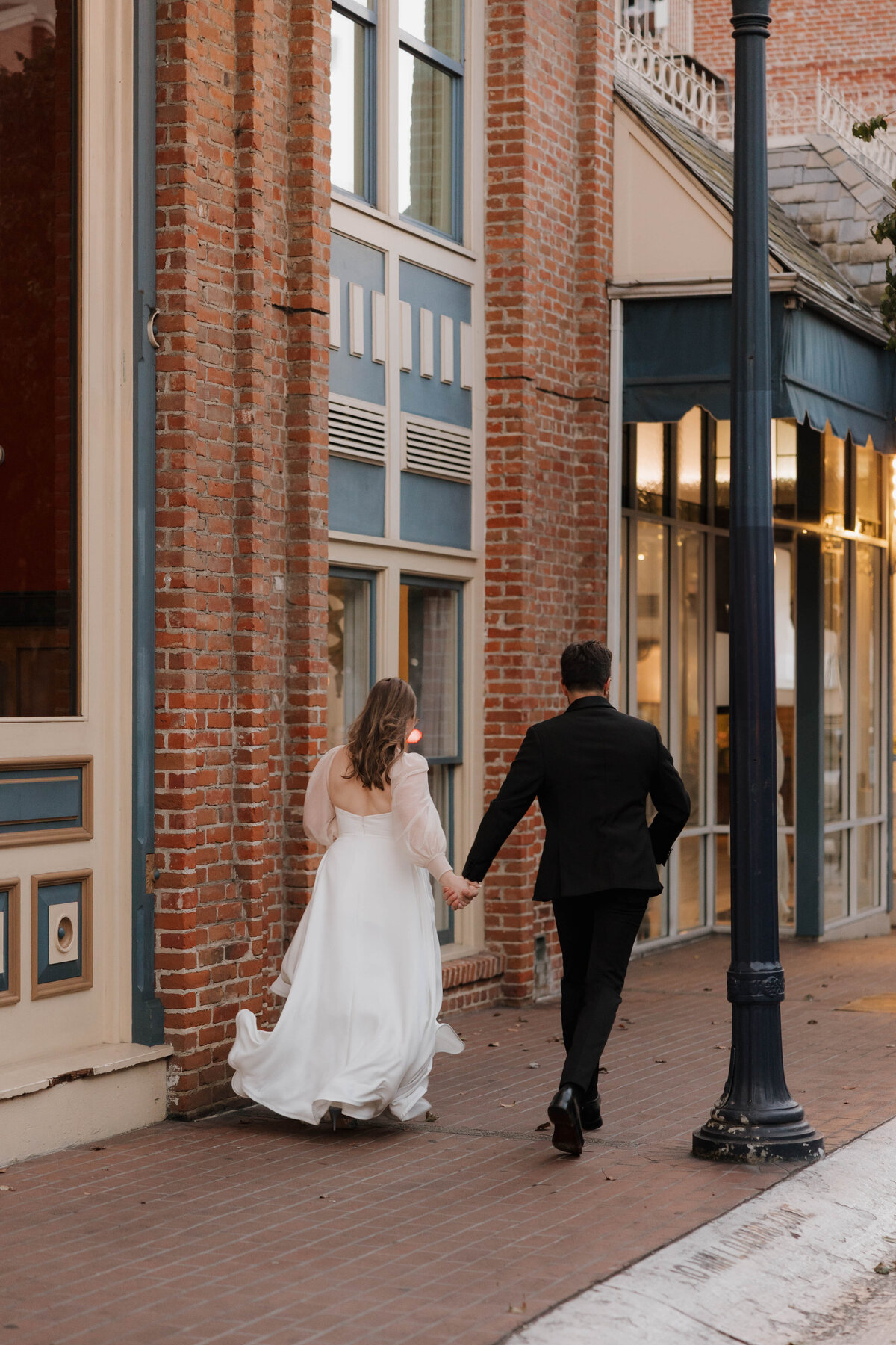 horton-plaza-hotel-san-diego-wedding-raven-berlin-photo-912